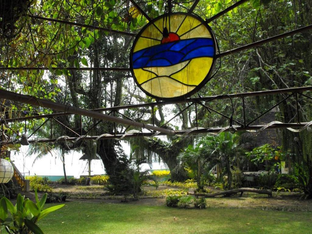 Camiguin Island Golden Sunset Beach Club Mambajao Dış mekan fotoğraf