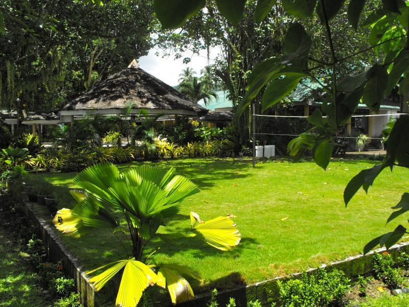 Camiguin Island Golden Sunset Beach Club Mambajao Dış mekan fotoğraf