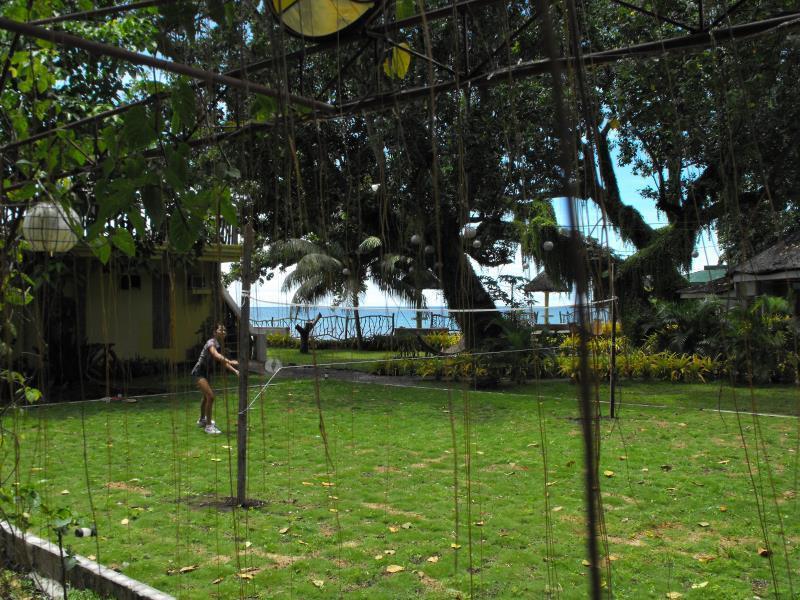 Camiguin Island Golden Sunset Beach Club Mambajao Dış mekan fotoğraf